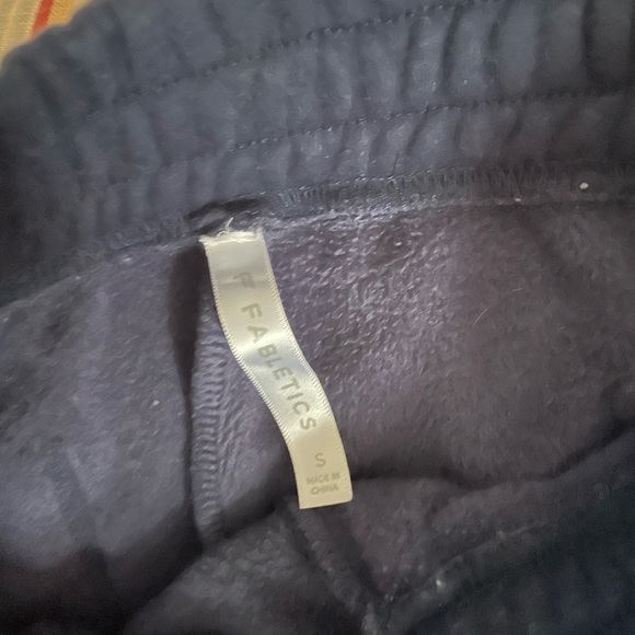 Blue Fabletics sweat pants - Picture 3 of 3